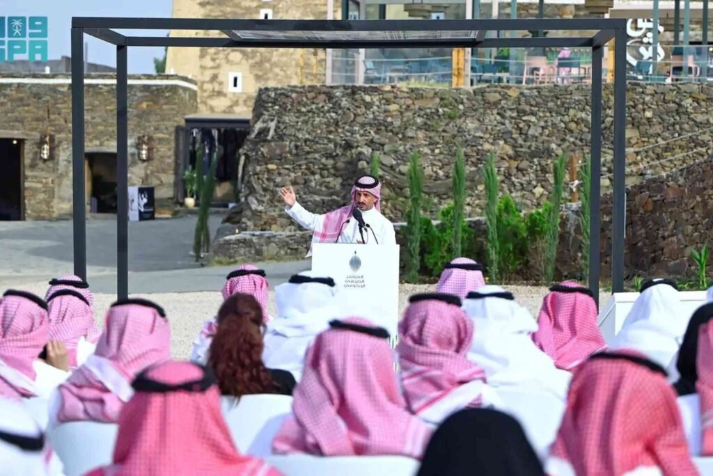 كم بلغ اجمالي الانفاق السياحي في منطقة عسير