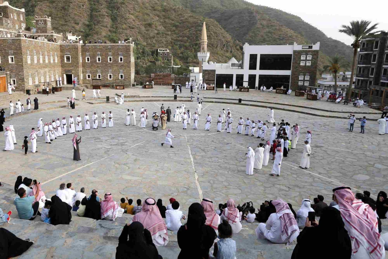 كم عدد السياح في السعودية 2023