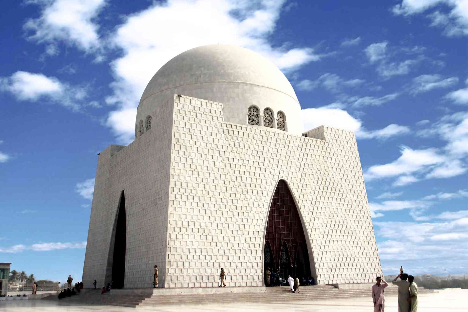 معالم سياحية