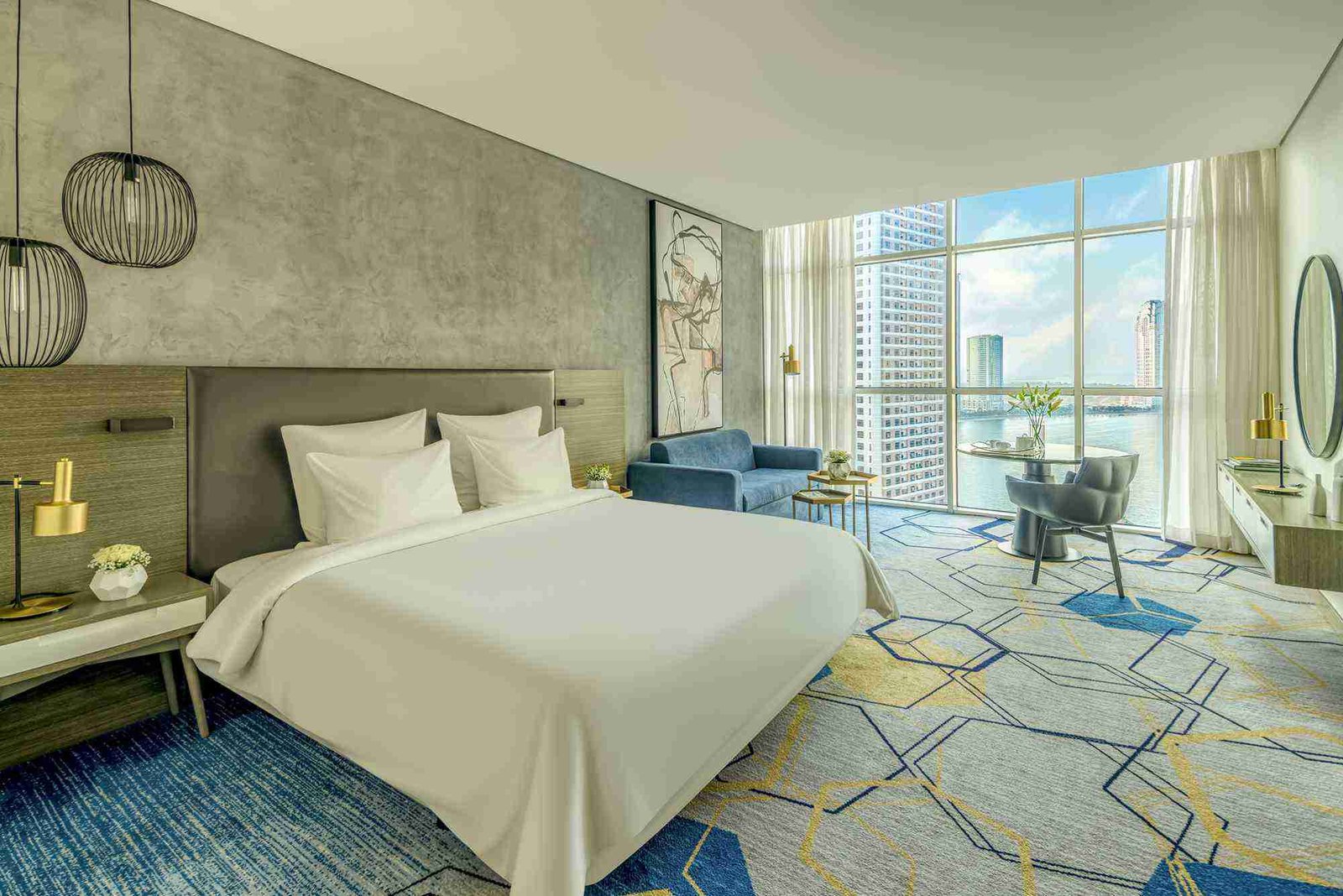 فندق روف داون تاون دبي