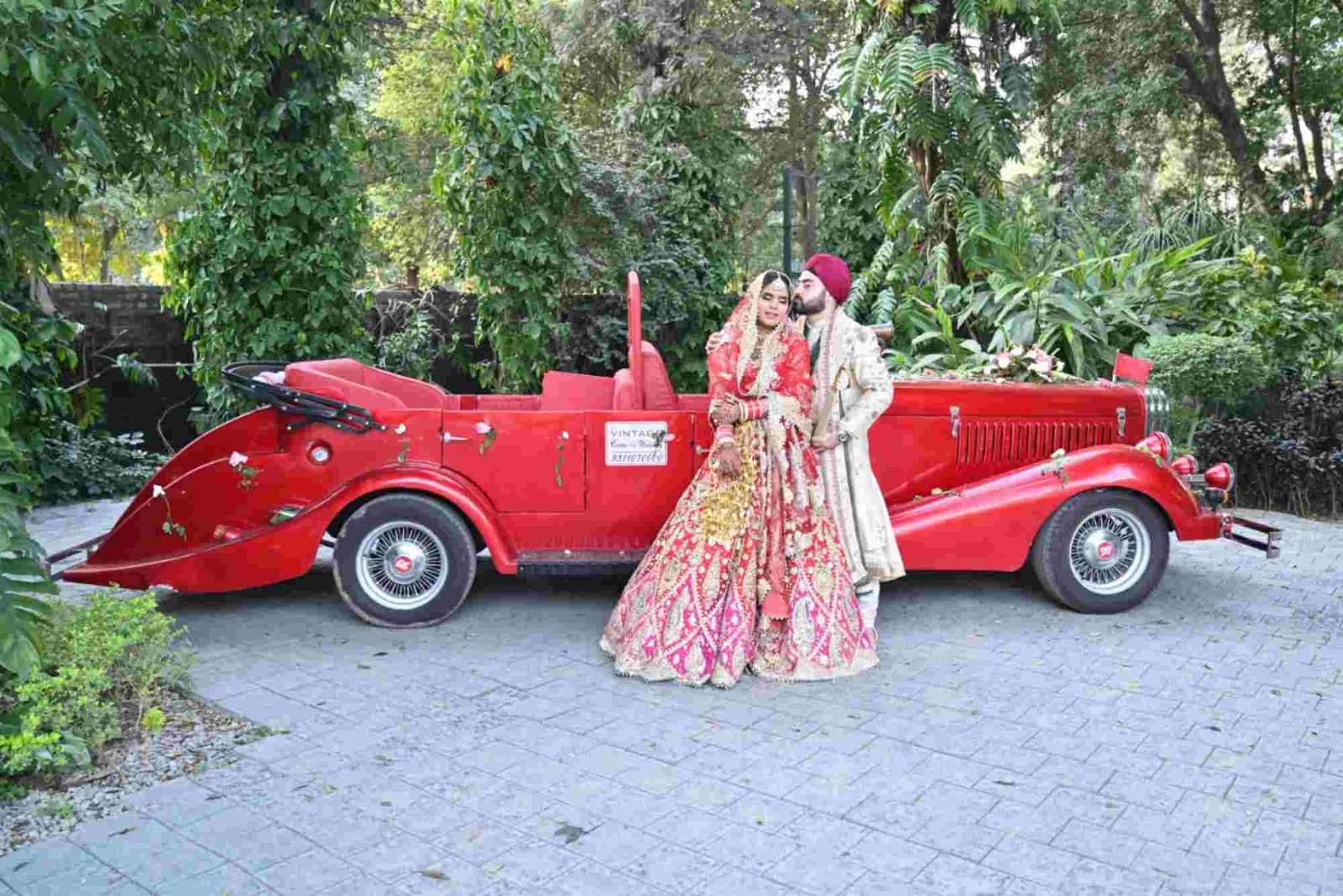 How to Choose the Perfect Car with Driver for Your Wedding